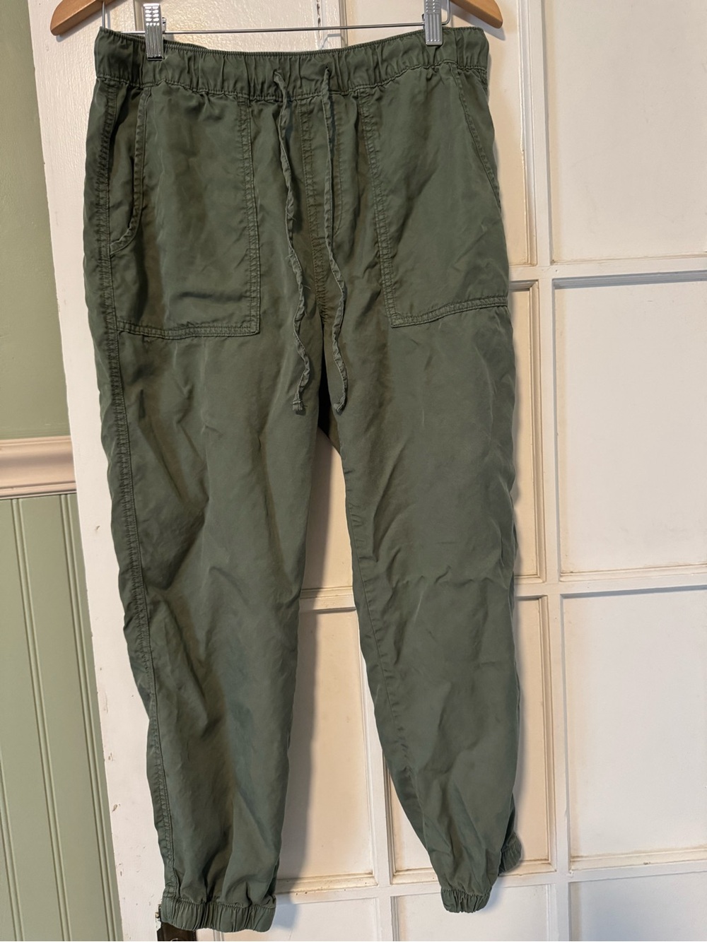 Sanctuary Olive Green Cargo Jogger Pants
